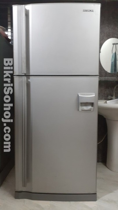 Hitachi fridge (used)